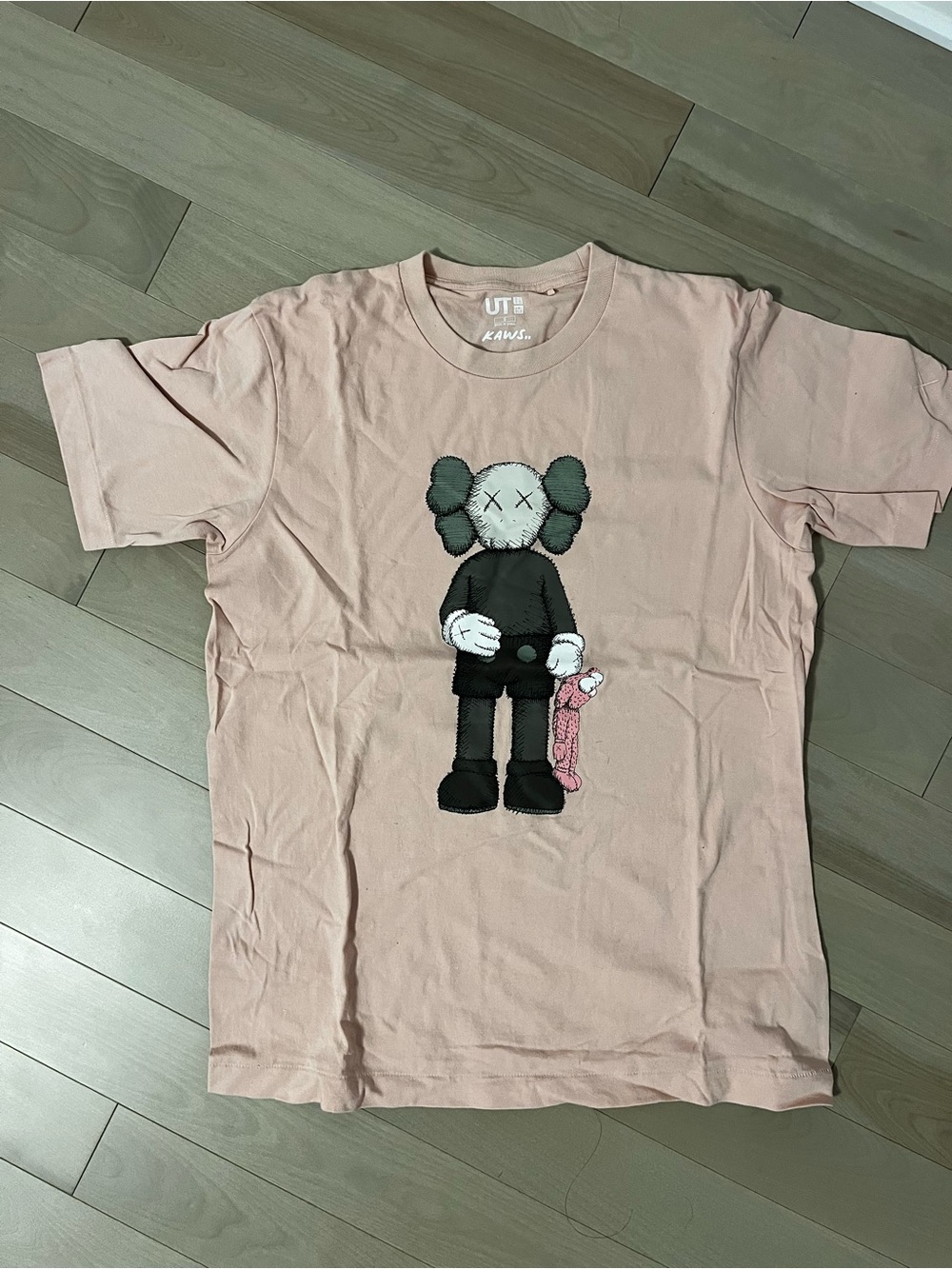 KAWS Uniqlo - Small